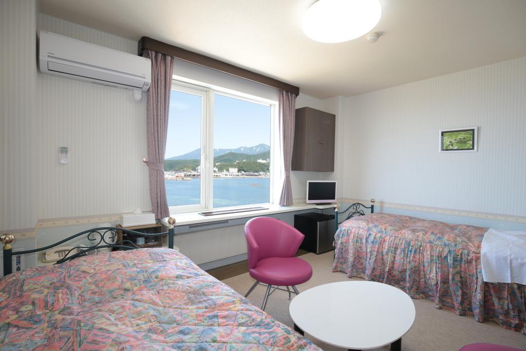 Iruka Hotel Shari Bagian luar foto