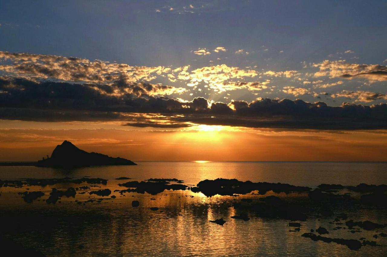 Iruka Hotel Shari Bagian luar foto
